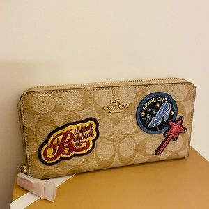 🌸Coach Wallet - Cinderella colección